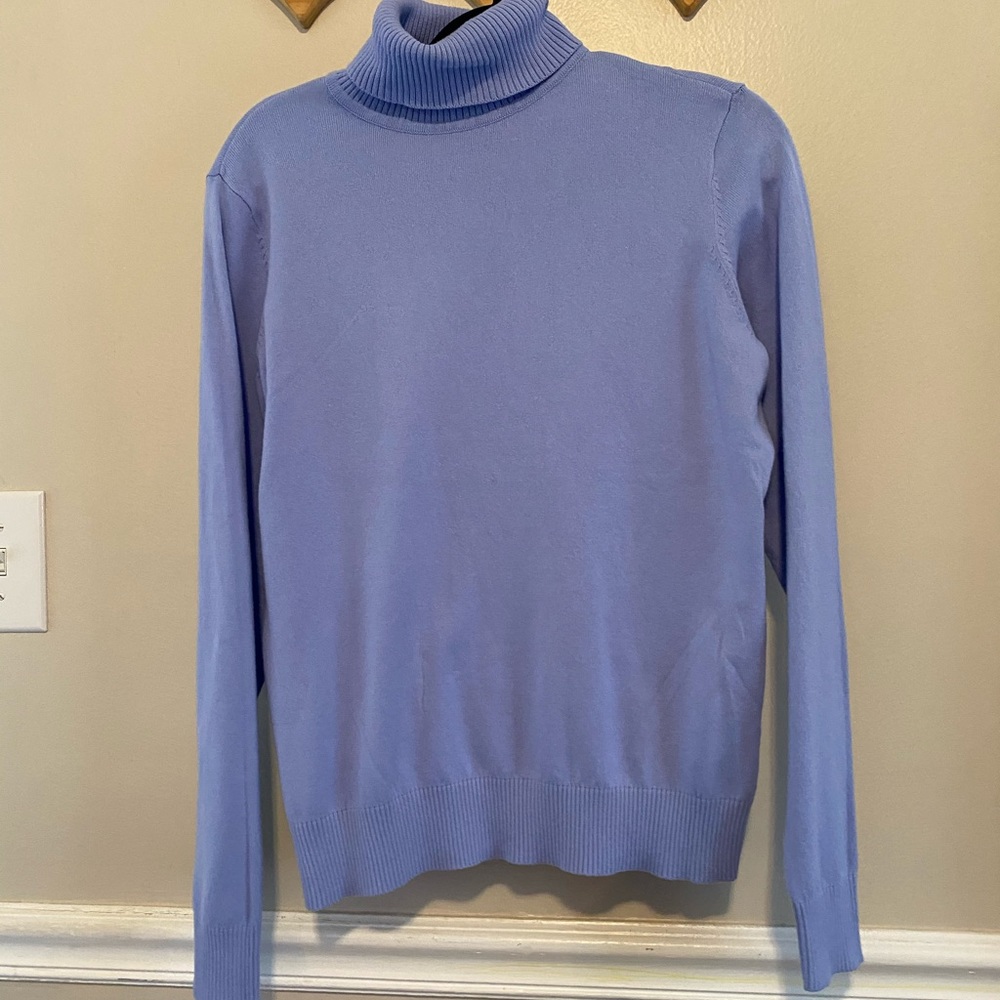 Turtleneck light blue